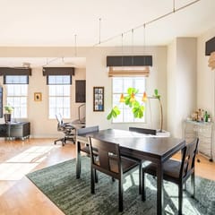 Stunning City + Mtn View Condo, King Bed, Patio